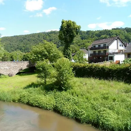 Eifelpension Brueckenschenke Nocleg ze śniadaniem Fuchshofen