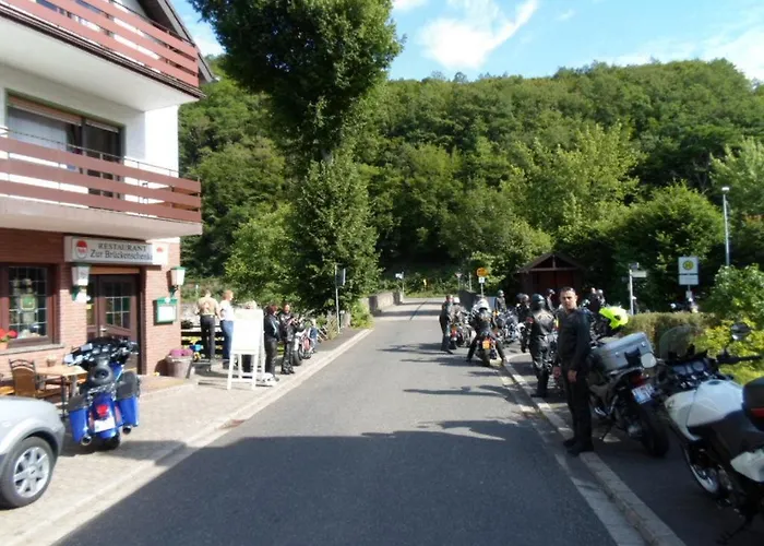 Eifelpension Brueckenschenke 3*